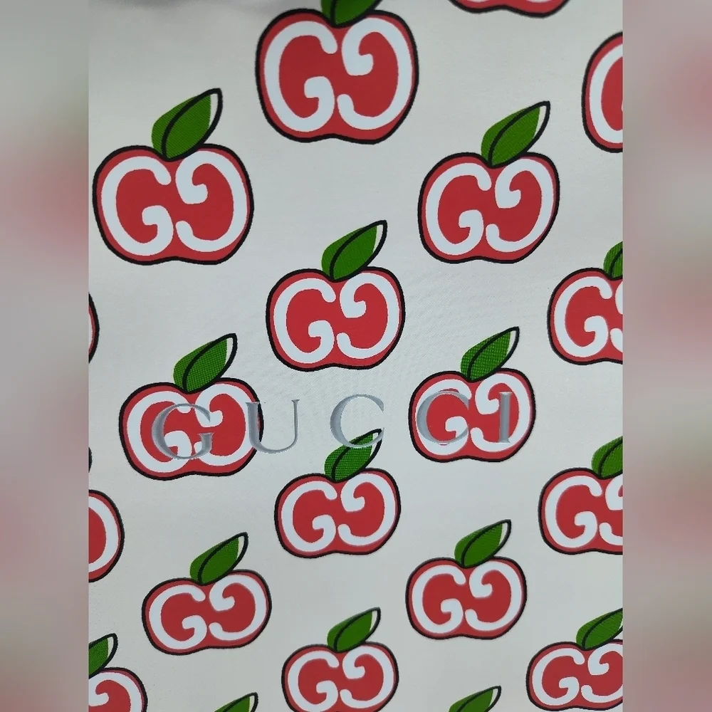 GUCCI Apple Print Gift Bag | Rare GG Apple Logo Shopping Packaging Collector